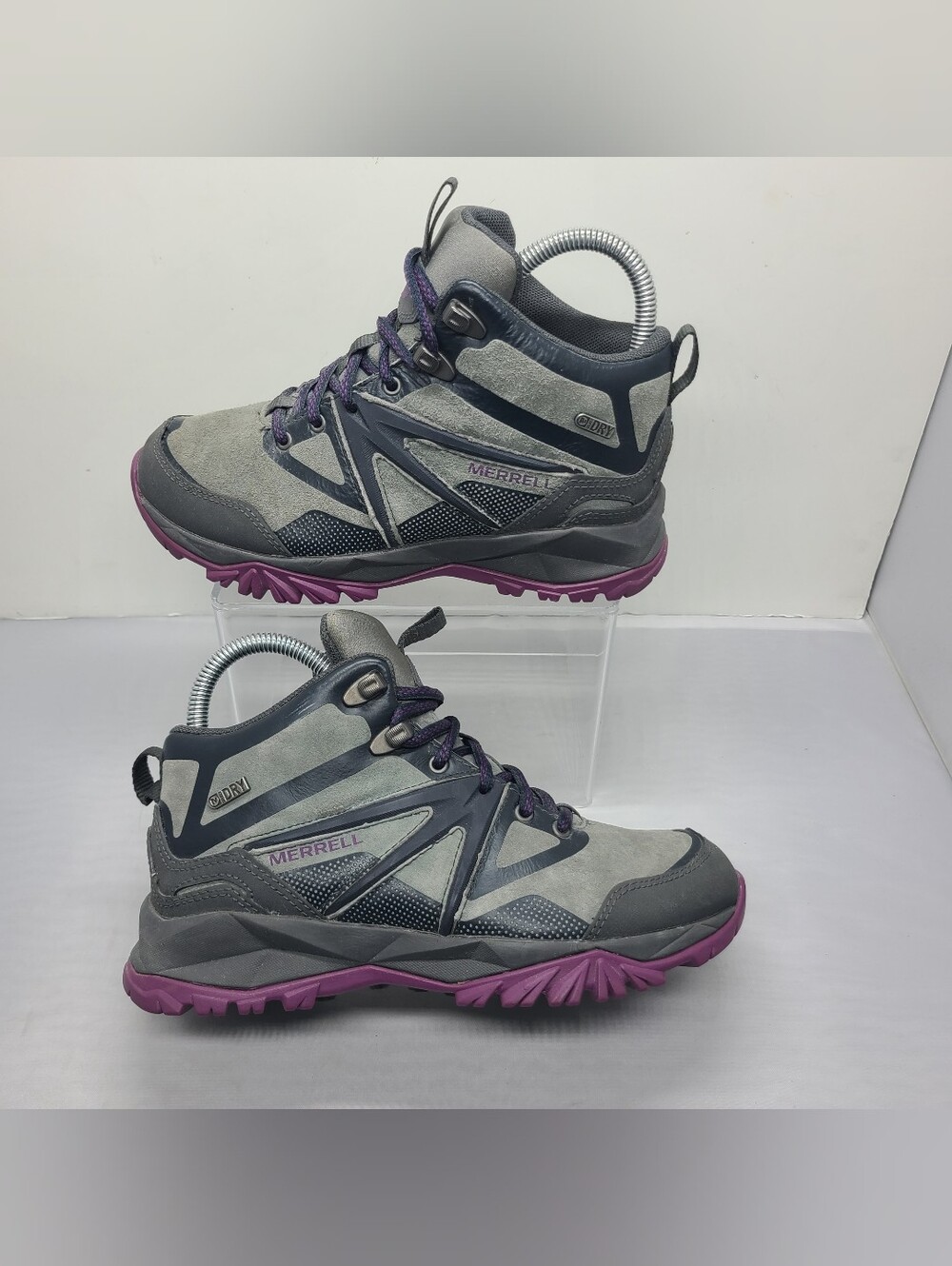Merrell Capra Bolt Mid Waterproof Hiking Boots - women Size 5